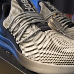 Adidas Lite Racer Adapt 7.0 Men's Sneakers.White & Black Sneakers M13. Brand New